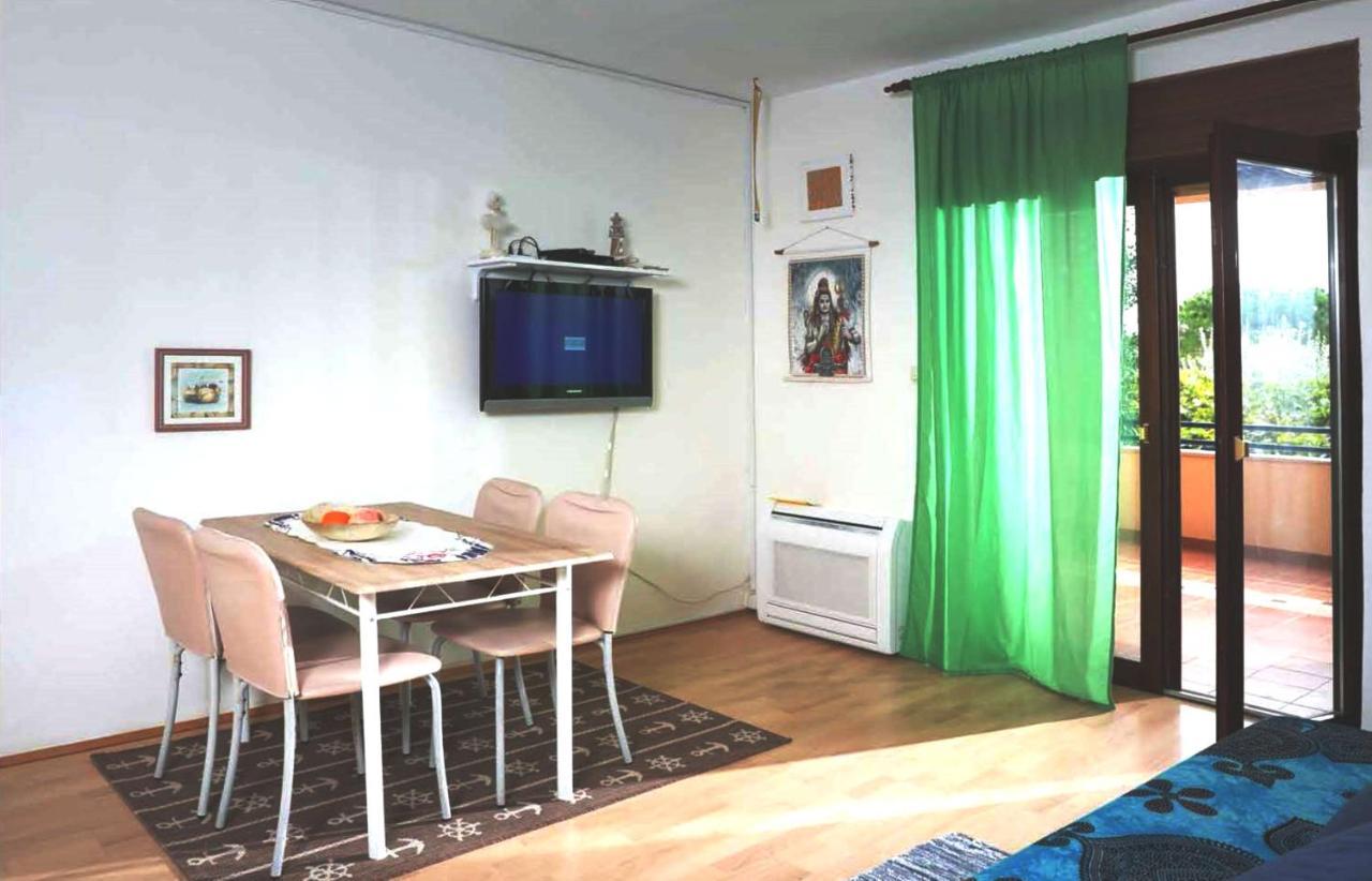 Linea Mare Apartment 罗维尼 外观 照片