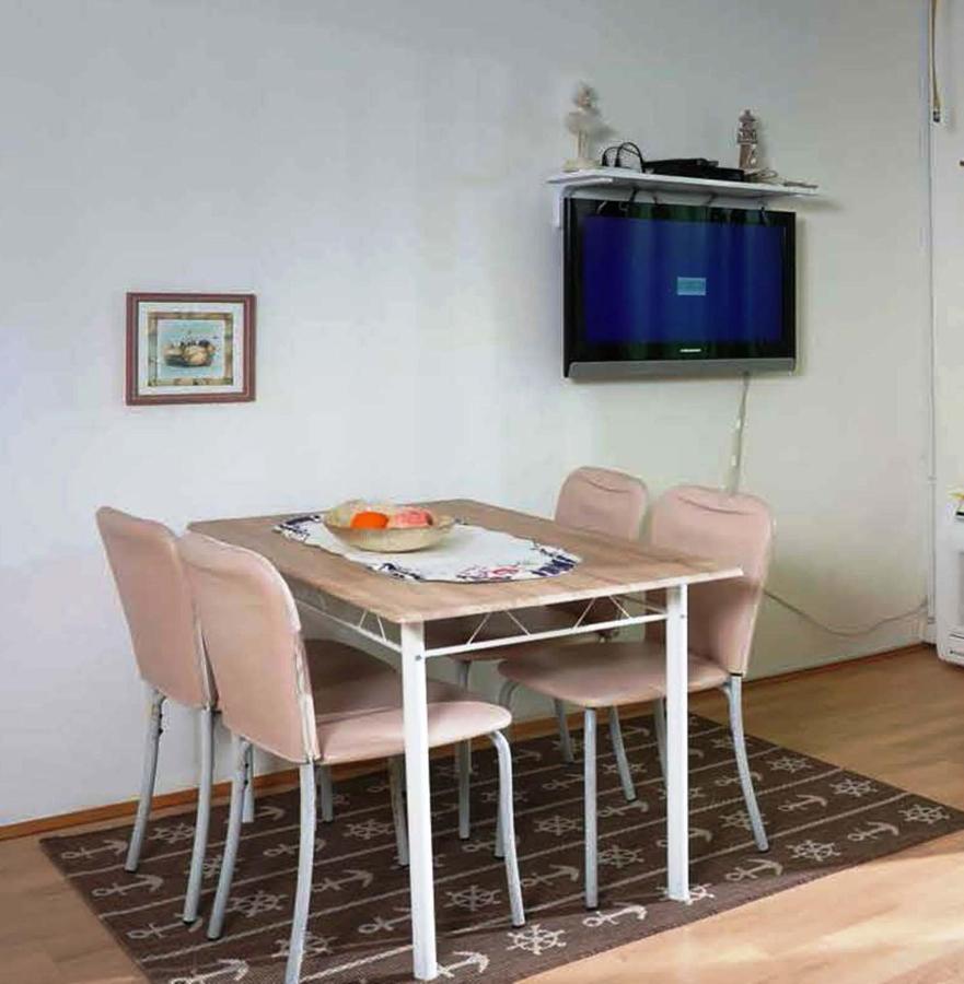 Linea Mare Apartment 罗维尼 外观 照片