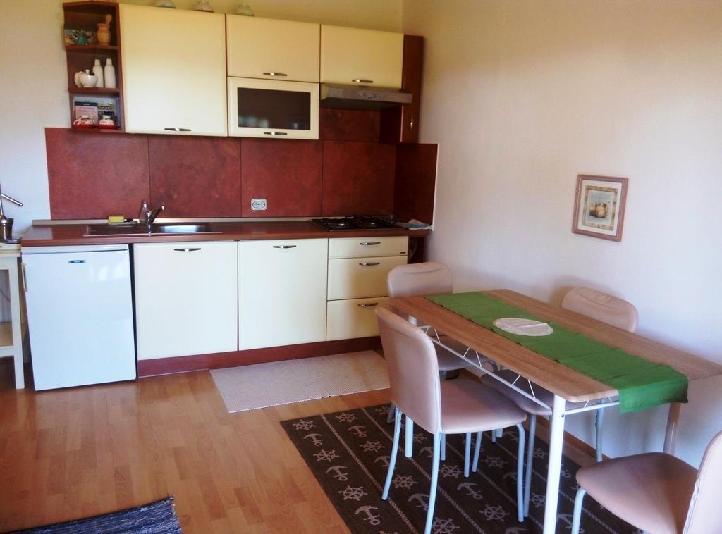 Linea Mare Apartment 罗维尼 外观 照片